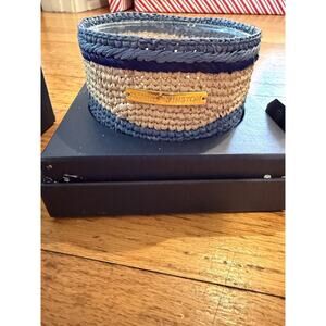 Harry Winston Scented Candle Blue Raffia Basket White Tea Mandarin Ocean Breeze